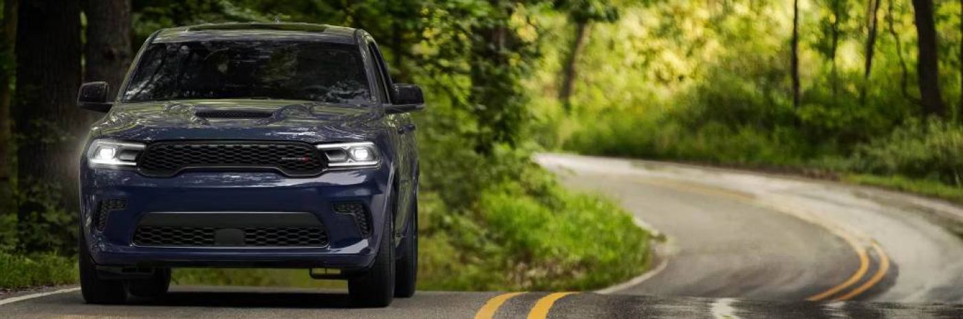 Power und Präsenz: Wie der Dodge Durango amerikanischen Muscle Car-Charme mit SUV-Funktionalität verbindet